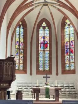 Bild: Silvia Breuhan. Ev. Kirche Melsungen